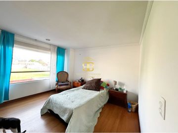 SE VENDE ESPECTACULAR CASA EN CHIA