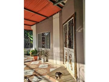 VENDO CASA  ECONOMICA EN DAVID