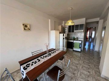 ¡OPORTUNIDAD ÚNICA EN VILLA CARLOS PAZ! Departamento a la calle
