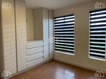 CASA EN VENTA SECTOR TURI