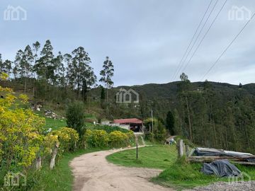 CASA EN VENTA SECTOR TURI