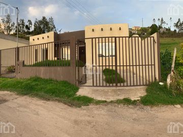 CASA EN VENTA SECTOR TURI