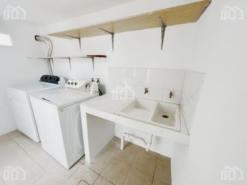 CASA DE VENTA EN MANTA BEACH ZONA SUR