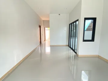 2 Bedroom Townhouse for sale in Khlong Hae, Songkhla