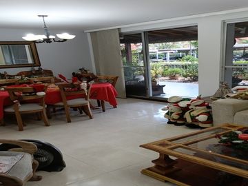 En Venta Casa Hacienda El Alferez Ciudad Jardin Sur Cali