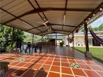 VENDO CASA CAMPESTRE EN LA REFORMA AR