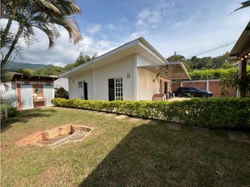 VENDO CASA CAMPESTRE EN LA REFORMA AR