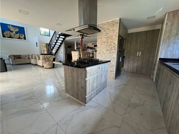 VENDO CASA CAMPESTRE EN LA REFORMA AR
