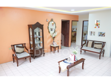 Casa rentera en Cdla. El Condor