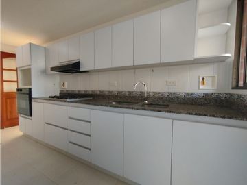 Arriendo Hermoso Apartamento en Poblado San lucas