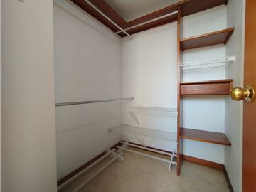 Arriendo Hermoso Apartamento en Poblado San lucas
