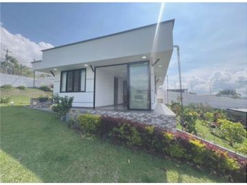 SE VENDE FINCA EN EL LAGO CALIMA AR