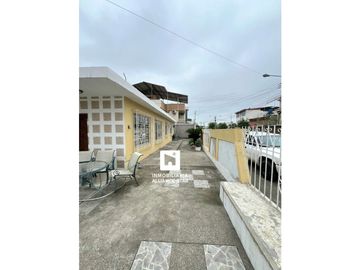 VENTA CASA ESQUINERA