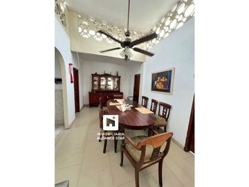 VENTA CASA ESQUINERA
