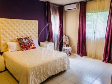 Casa en Venta en Cancun, Residencial Campestre