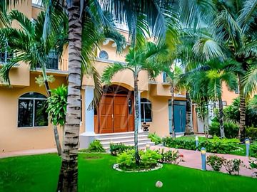 Casa en Venta en Cancun, Residencial Campestre