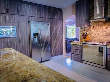 Casa en Venta en Cancun, Residencial Campestre