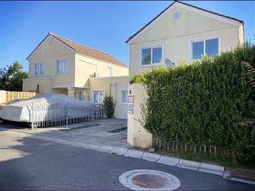 Casa en Venta en Salvador Silva - Miraflores - Bilbao