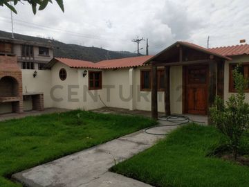 Casa independiente en Venta de 441 M2 sector San Antonio