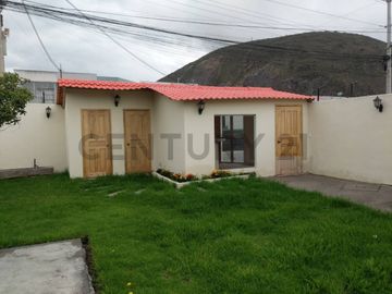Casa independiente en Venta de 441 M2 sector San Antonio