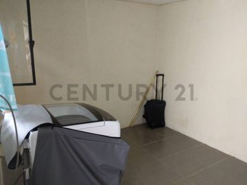 Casa independiente en Venta de 441 M2 sector San Antonio