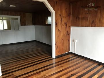 Oficina en Venta en Amplia casa sector 22 de Mayo