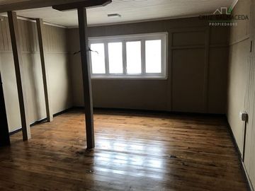 Local Comercial en Venta en Amplia casa sector 22 de Mayo