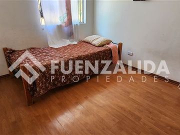 Casa en Venta en Escuela Agrícola, Marathon