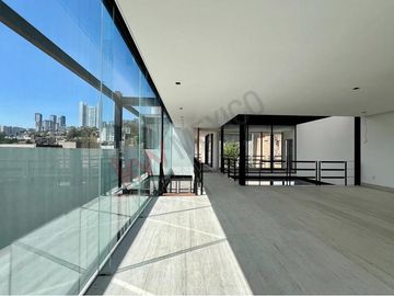 Estrena espectacular residencia en Real de Acueducto, Bosque Real.