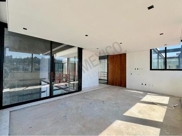 Estrena espectacular residencia en Real de Acueducto, Bosque Real.