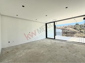 Estrena espectacular residencia en Real de Acueducto, Bosque Real.