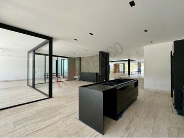 Estrena espectacular residencia en Real de Acueducto, Bosque Real.