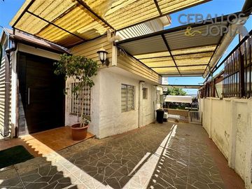 Casa en Venta en Los Cerezos,Villa Alemana, Norte