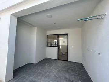 PREVENTA DE CASA EN XILOTZINGO A 8 MINUTOS DE CU BUAP 3 RECAMARAS, PUEBLA