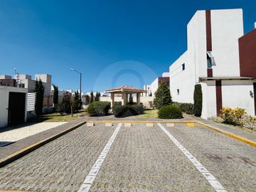 Casa en condominio en venta en San Pedro Totoltepec
