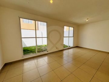Casa en condominio en venta en San Pedro Totoltepec