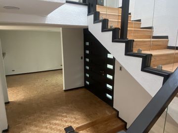 Venta casa remodelada en Estrella del Sur, Angelópolis