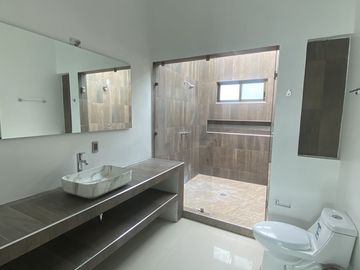 Venta casa remodelada en Estrella del Sur, Angelópolis