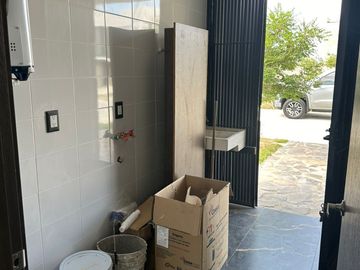 CASA EN VENTA, COTO LARISSA SOLARES