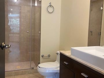 DEPARTAMENTO EN VENTA BOSQUE DE LAS LOMAS - TEJOCOTES