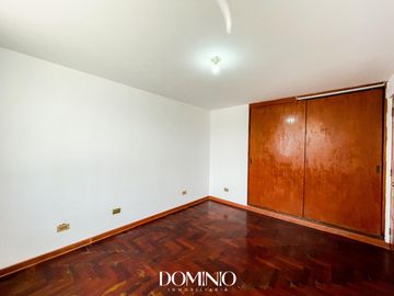 VENTA DEPARTAMENTO EN PRIMER PISO - 2 DORMITORIOS - SURCO