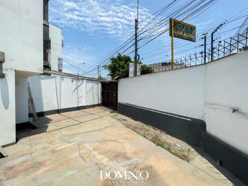 VENTA DEPARTAMENTO EN PRIMER PISO - 2 DORMITORIOS - SURCO
