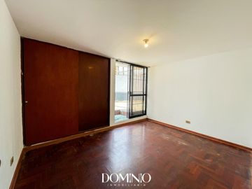 VENTA DEPARTAMENTO EN PRIMER PISO - 2 DORMITORIOS - SURCO