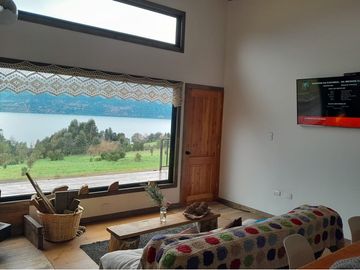 Hermosa Parcela con 2 casas