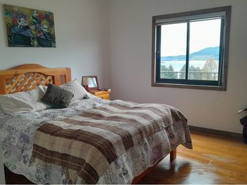 Hermosa Parcela con 2 casas
