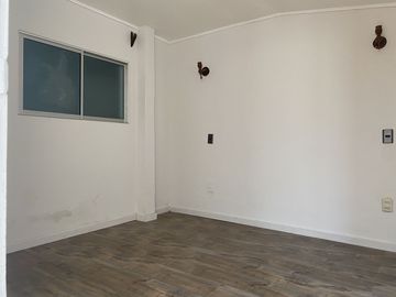 Venta de casa familiar, espacios amplios y cercanía a la playa