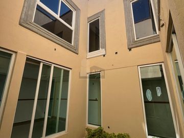 Casa sola en venta en La Trinidad, Texcoco, México