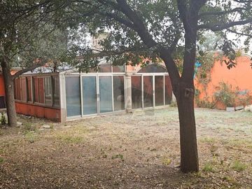 Casa en venta al norte de Saltillo, Residencial Jardines de Versalles