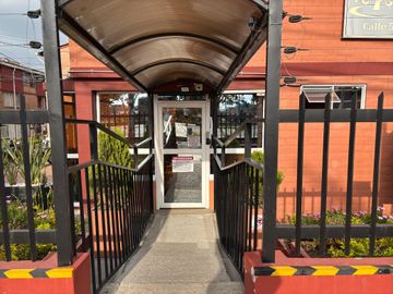 Se vende Casa de 3 niveles en conjunto privado,Porvenir