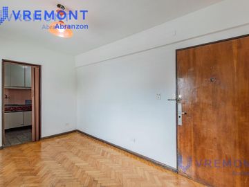 Hipolito Yrigoyen al 3300 almagro 2 ambientes ideal primera vivienda o inversión a una cuadra del subte A